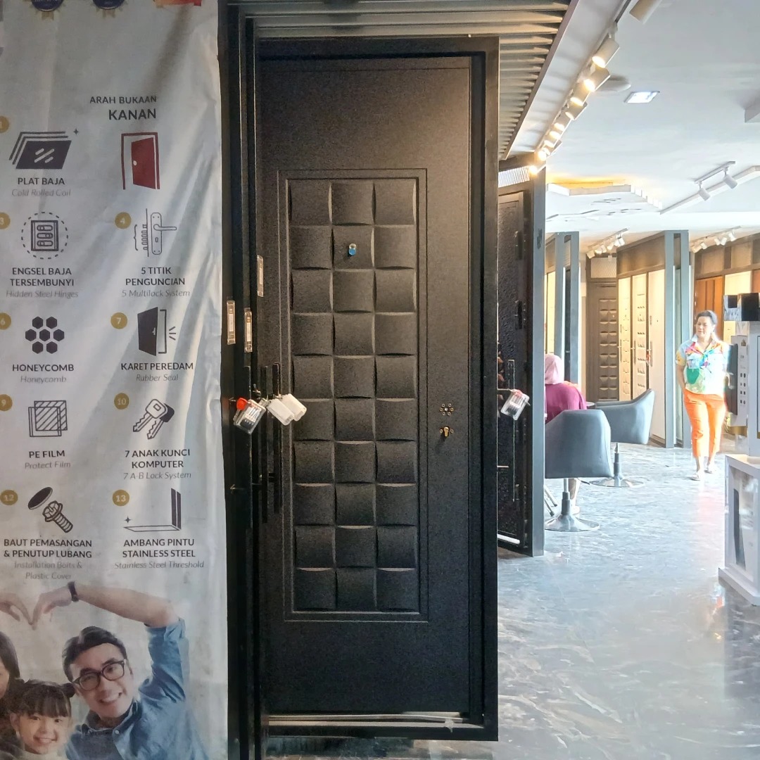 pintu baja fortress warna hitam motif modern pintu baja fortress warna hitam motif modern