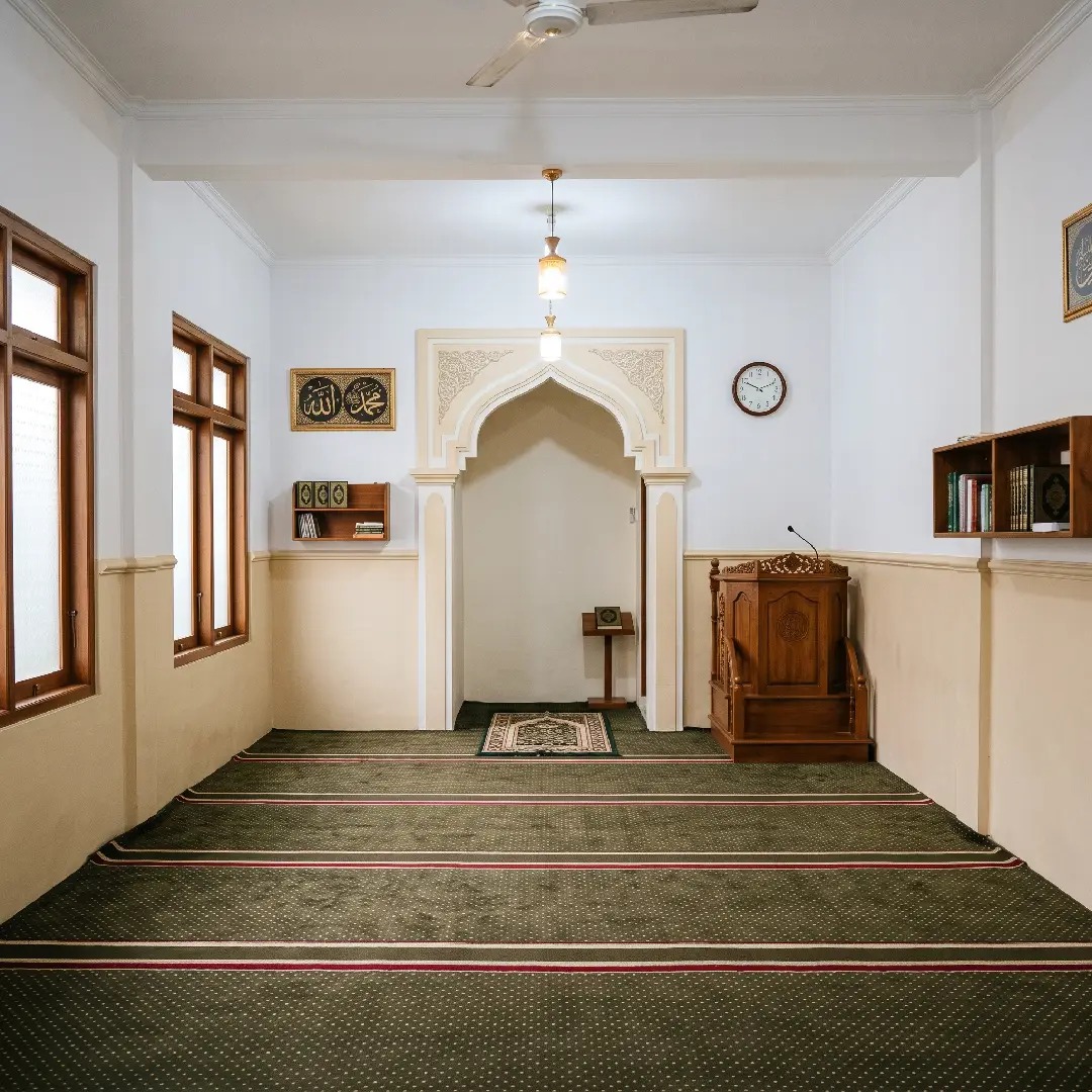 cat masjid warna cream dan putih cat masjid warna cream dan putih