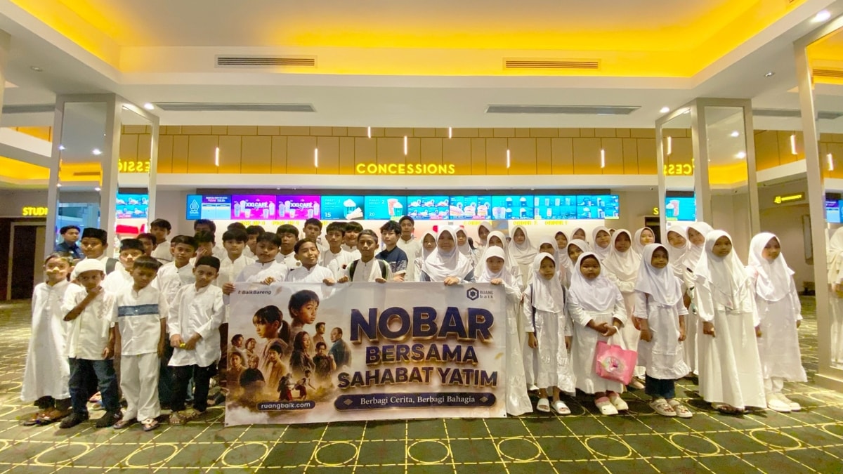 Isi Liburan, 50 Anak Yatim KPAY Bojongsari Diajak Nonton Bareng dan Belanja Perlengkapan Sekolah Isi Liburan, 50 Anak Yatim KPAY Bojongsari Diajak Nonton Bareng dan Belanja Perlengkapan Sekolah