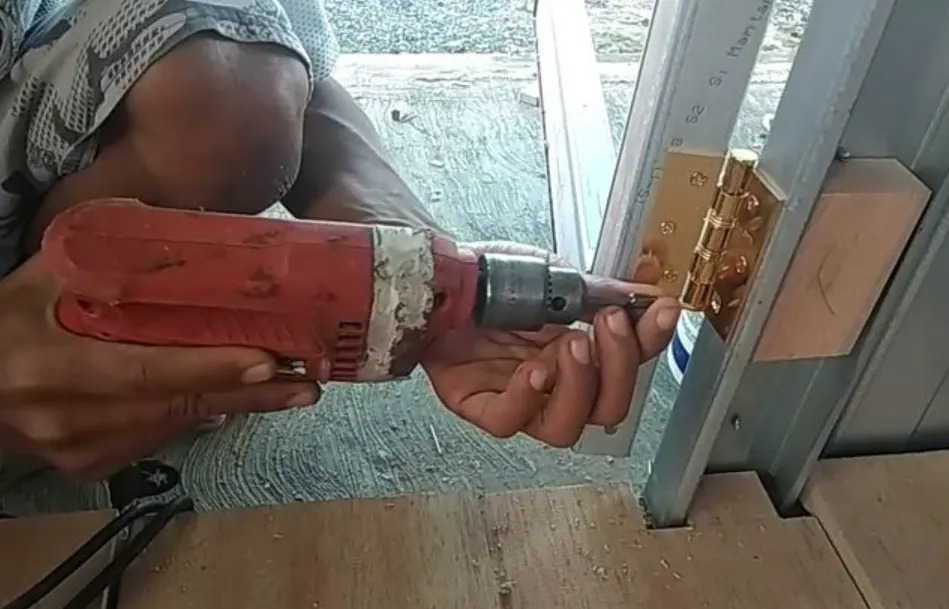 Harga Kusen Pintu dan Jendela Baja Ringan Terbaru