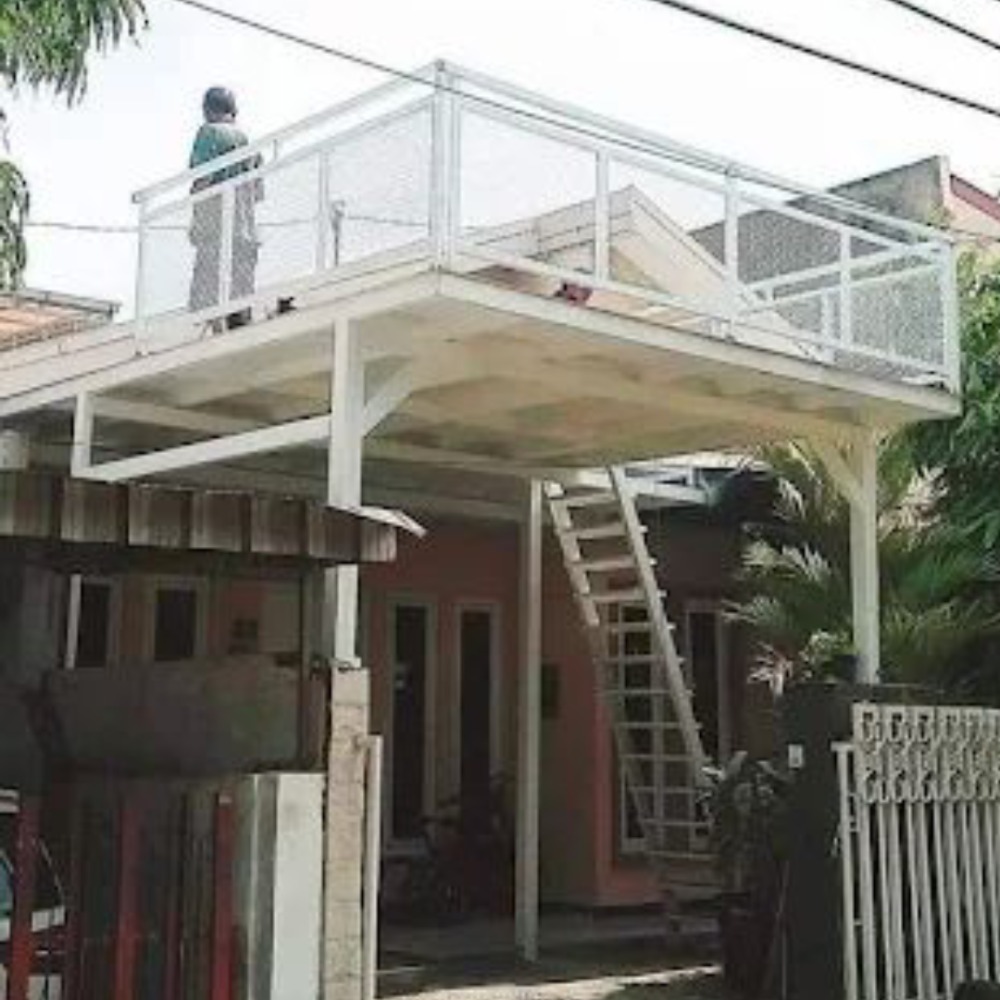 Rooftop Nuansa Putih Minimalis