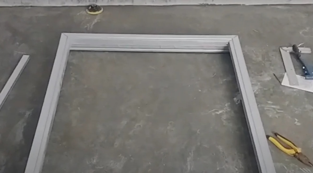 Gambar Kusen Pintu Baja Ringan: Rahasia Desain yang Kokoh