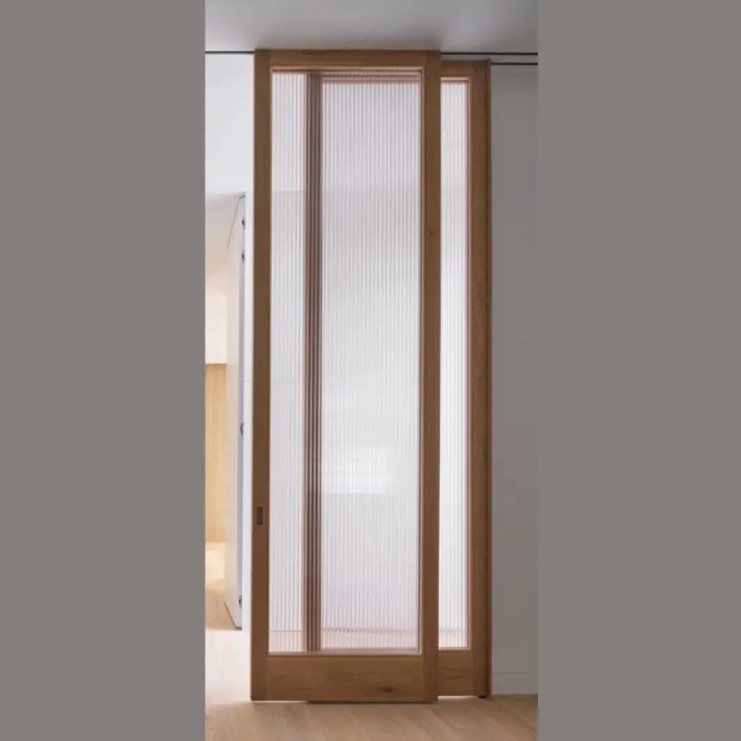 Pintu Geser dengan Kaca Buram Polos