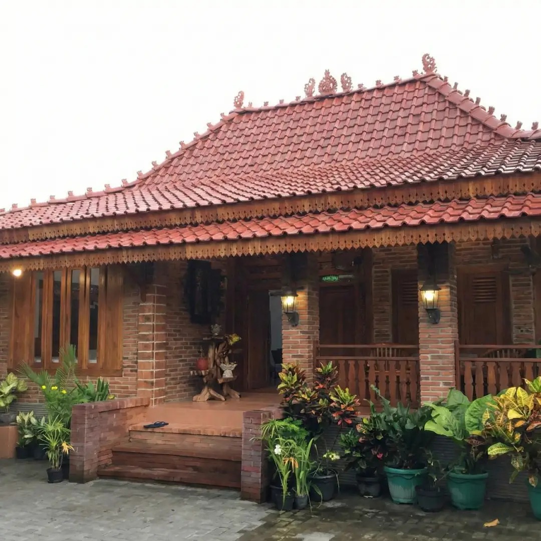 rumah adat limas trajumas lawakan jawa timur