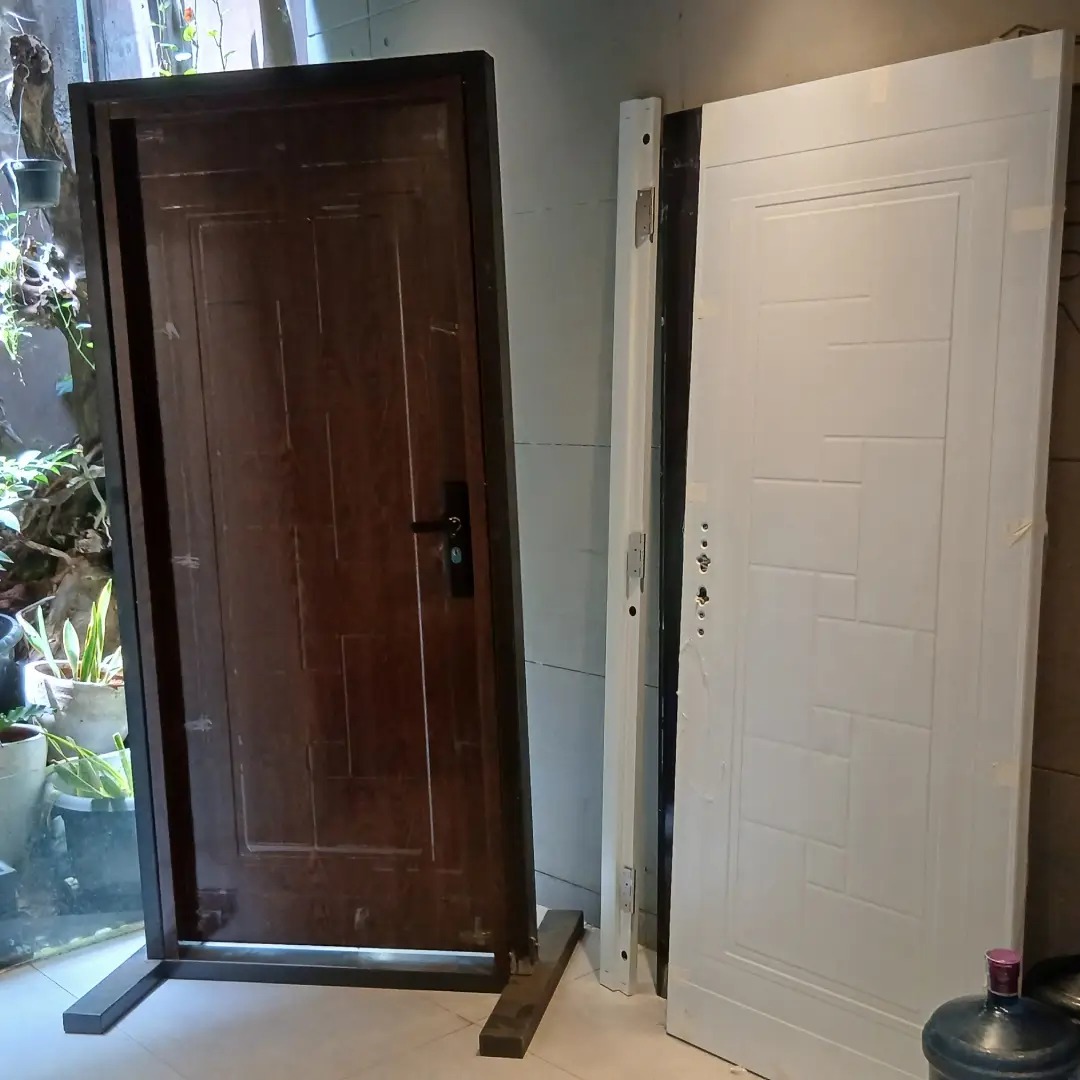 foto pintu baja fortress