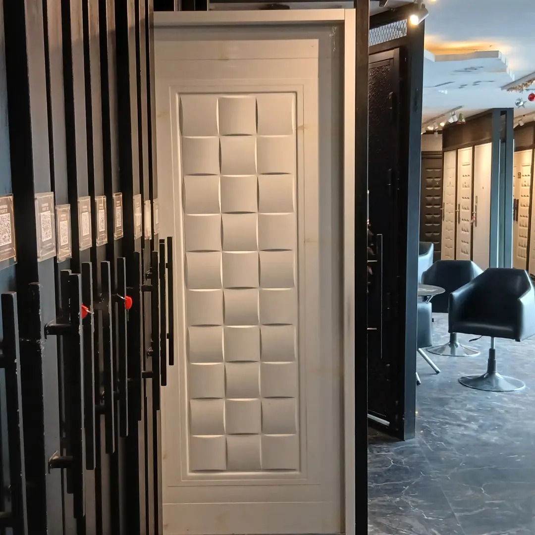 pintu baja fortress putih