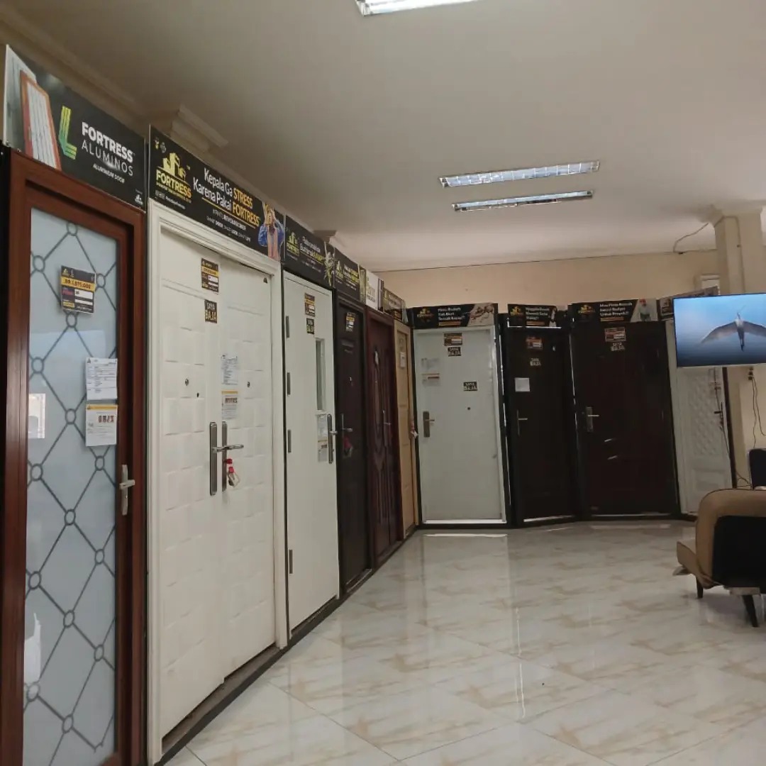 gambar pintu baja fortress palembang bagian dalam