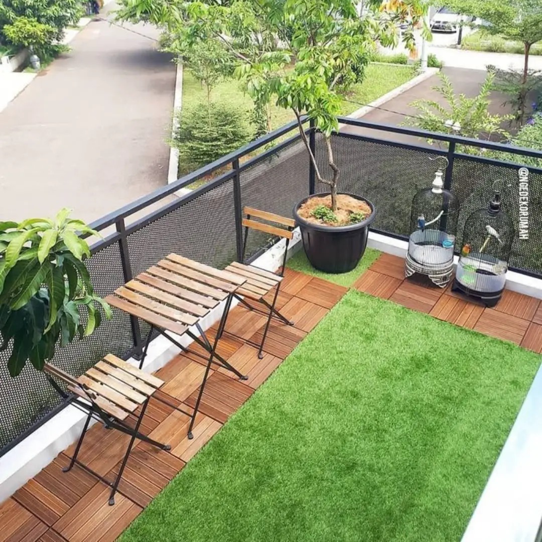 Rooftop Sederhana dengan Sentuhan Alami