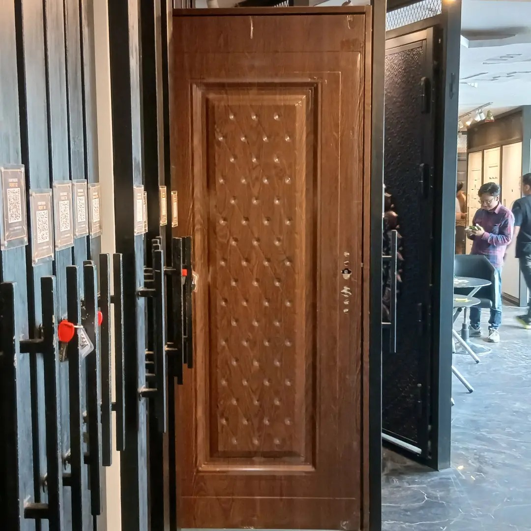 pintu kamar mandi baja fortress