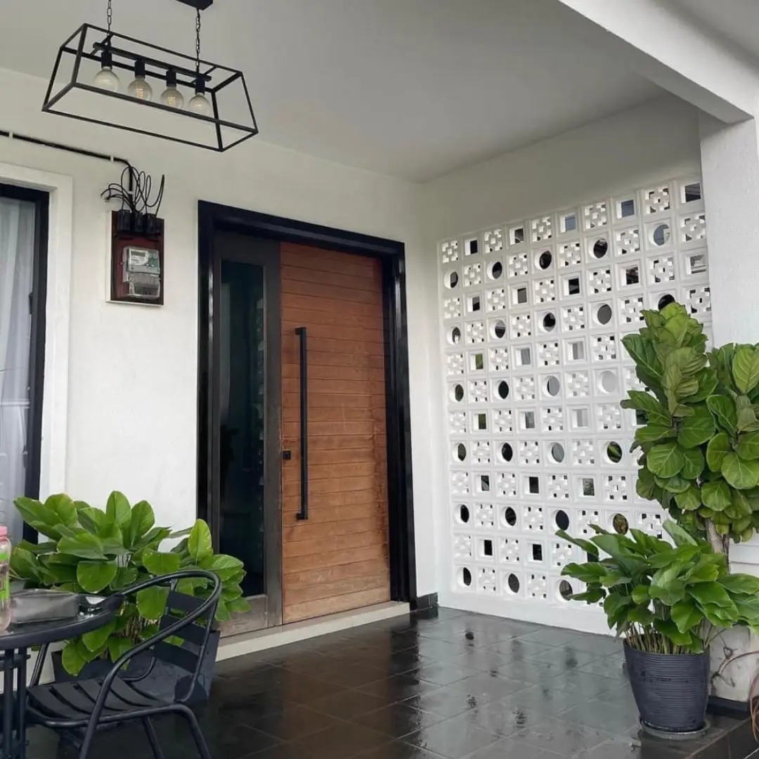 Dinding Roster Modern