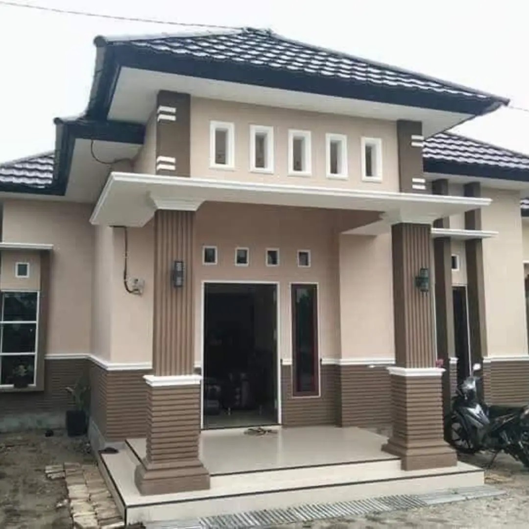 Cat Teras Rumah Kombinasi Cream dan Coklat Gelap