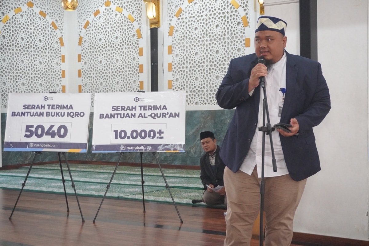 Ustadz Hendra Aditya