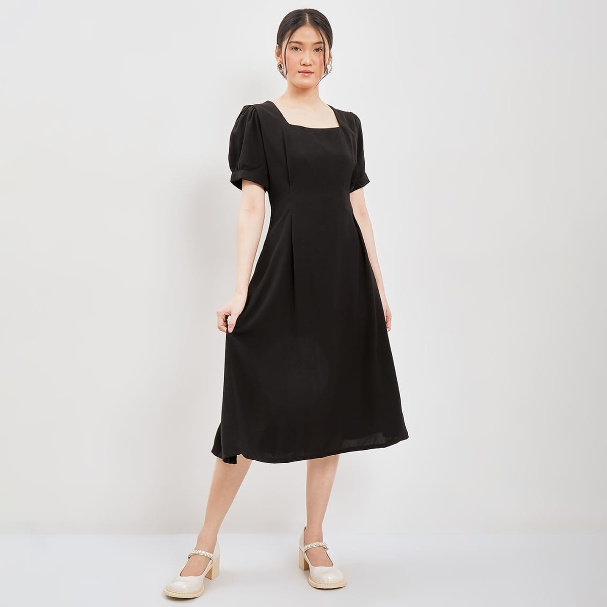 Nawa Dress