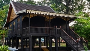 5 Nama Rumah Adat Jambi yang Perlu Anda Ketahui, Cek di Sini!