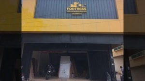 Lihat Gambar Pintu Baja Fortress Palembang Produk & Tokonya Disini!
