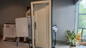 Apakah Pintu Baja Sudah Termasuk Kusen? Anda Wajib Tahu di Sini!