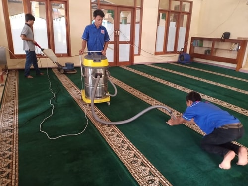 Cara Merawat dan Mencuci Karpet Masjid