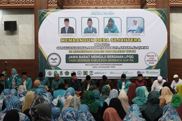 Ruang Baik Bersama LPQQ Salurkan 1.480 Al-Qur’an untuk Berantas Buta Huruf Al-Qur’an