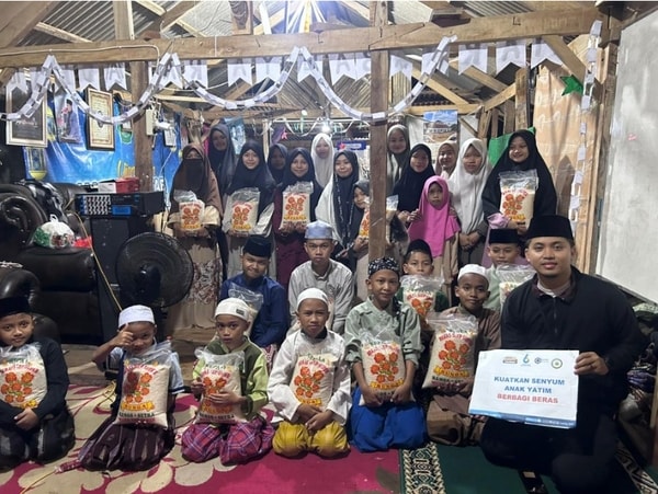 “Kami Hanya Punya 16 Liter Beras…” Kisah Keikhlasan Kiai Arrifai yang Mengundang Pertolongan Allah