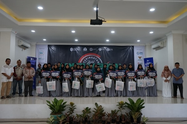 RTQ Khairukum Peringati Hari Santri Nasional 2022 & Wisuda 30 Juz Al Quran