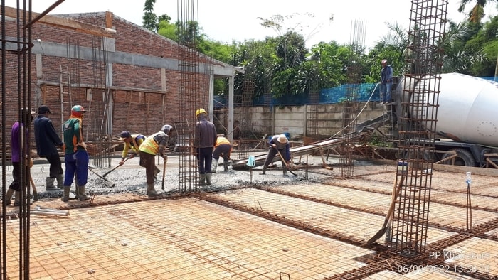 Pengecoran Pile Cap, Sloof dan Lantai Gedung Kelas