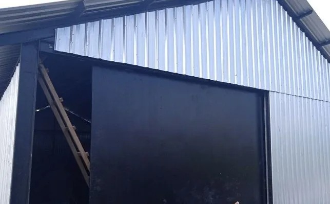 Harga Pintu Baja Gudang Serta Rekomendasi Merk Terbaiknya
