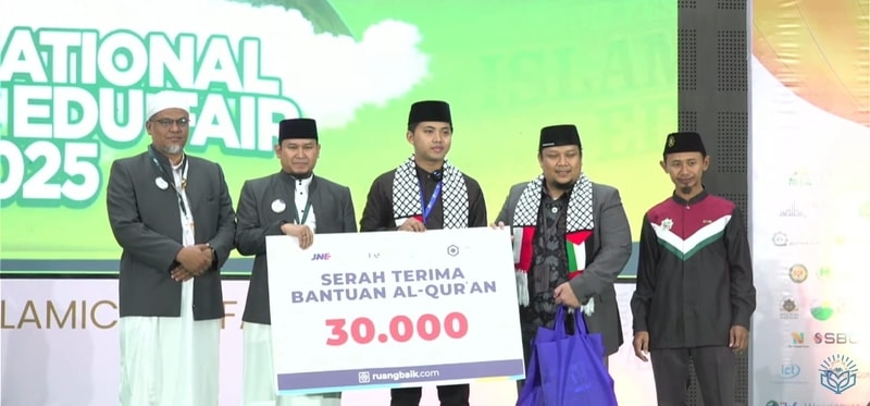 Ruang Baik dan Formaqin Jalin Sinergi Dalam Ekspedisi Berbagi 30.000 Al-Qur’an untuk Santri se-Pulau Jawa