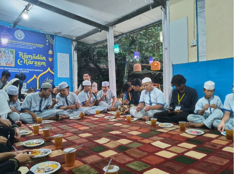 buka bersama anak anak panti